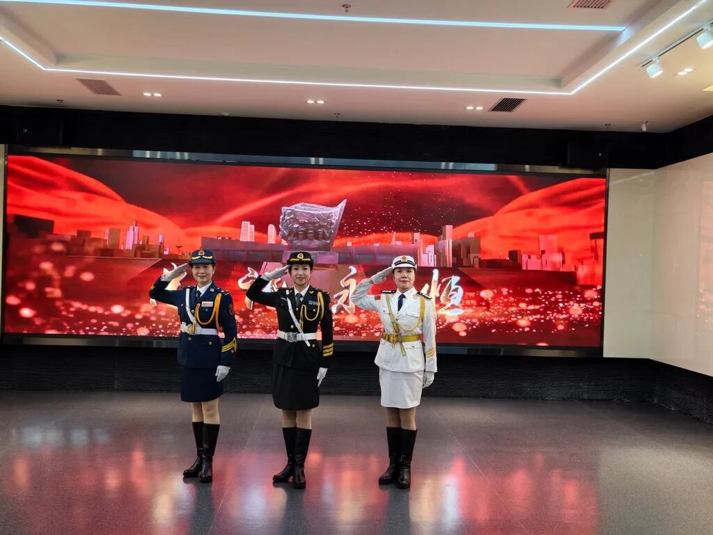 图片[15]-镂刻在警徽上的使命与誓言——记国防教育女子仪仗队参观学习之感-东北文化产业网