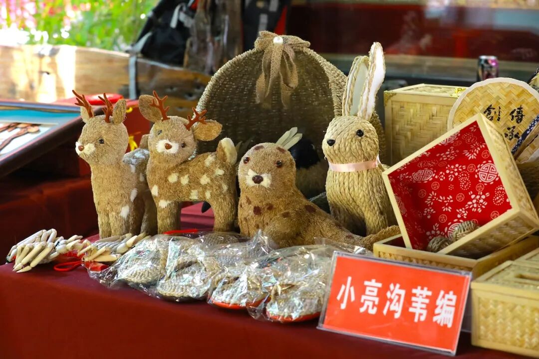 图片[5]-非遗焕新入山水 文旅相融醉游人——辽宁非遗走进小市一庄点亮假日文旅市场-东北文化产业网